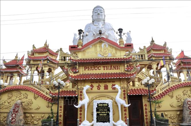 Chùa Phước Thành, ngôi chùa có quần thể tượng Phật đạt kỷ lục Việt Nam. Ảnh: Thanh Sang - TTXVN